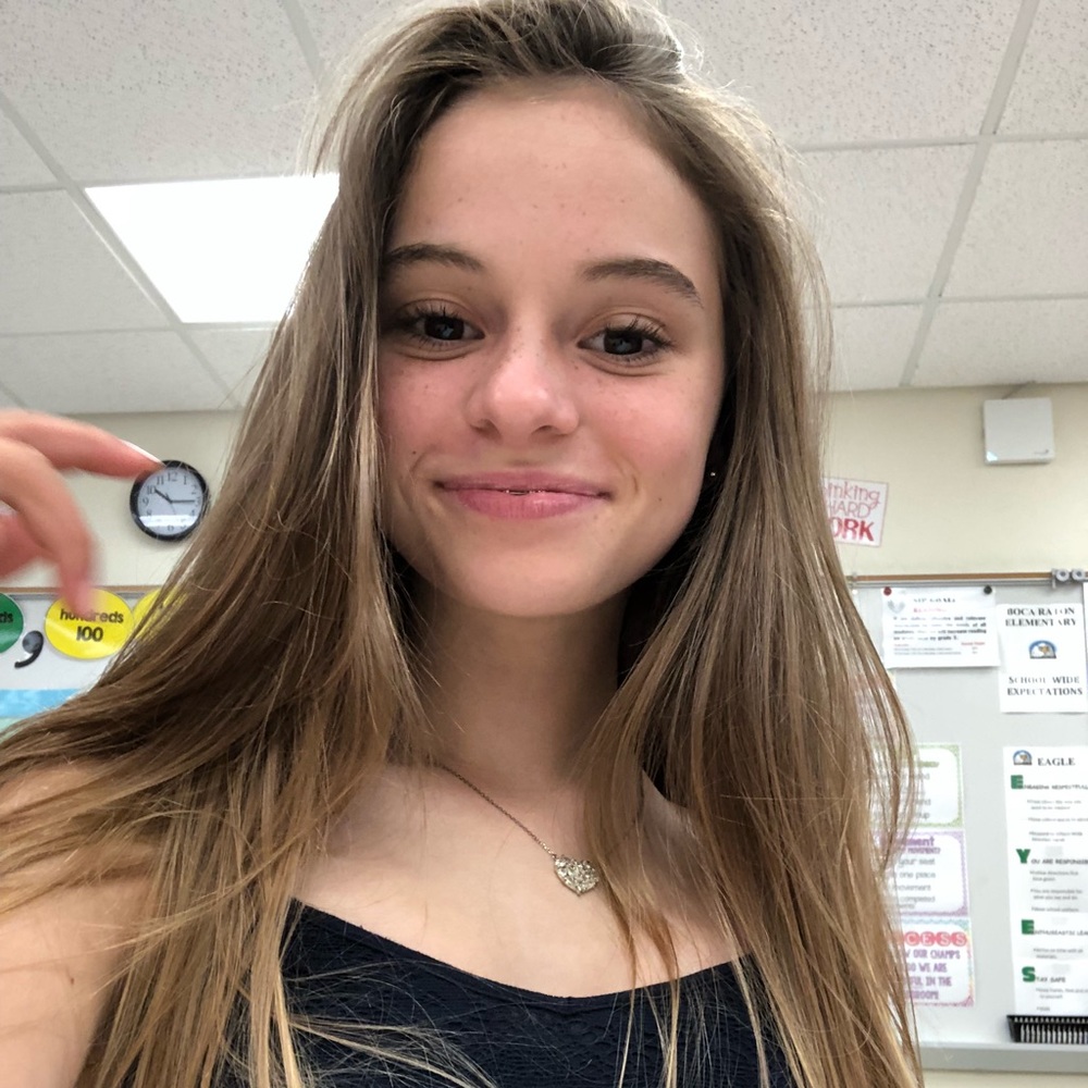 Meet your Posher, Ella